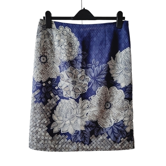 Vintage Talbots Blue Floral Silk Blend Skirt - Picture 2 of 11